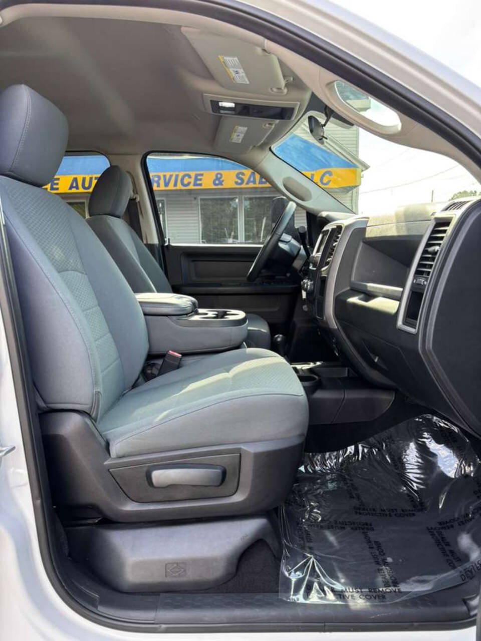 Used 2018 RAM 2500 Tradesman w/ Chrome Appearance Group AWD/4WD image 18