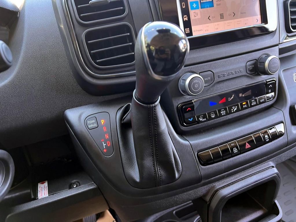 Used 2024 RAM ProMaster 1500 w/ Convenience Group image 17