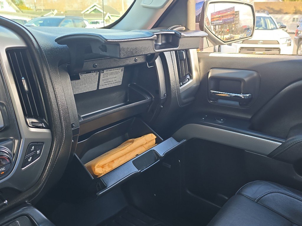 Used 2017 Chevrolet Silverado 1500 LTZ Z71 w/ LTZ Plus Package image 28