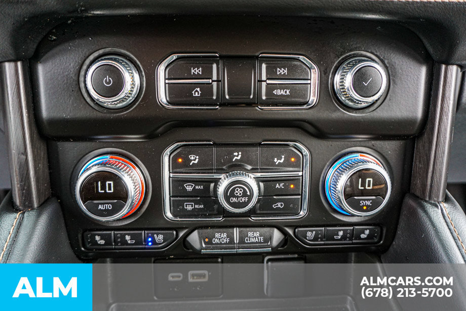 Used 2023 GMC Yukon XL AT4 AWD/4WD image 44