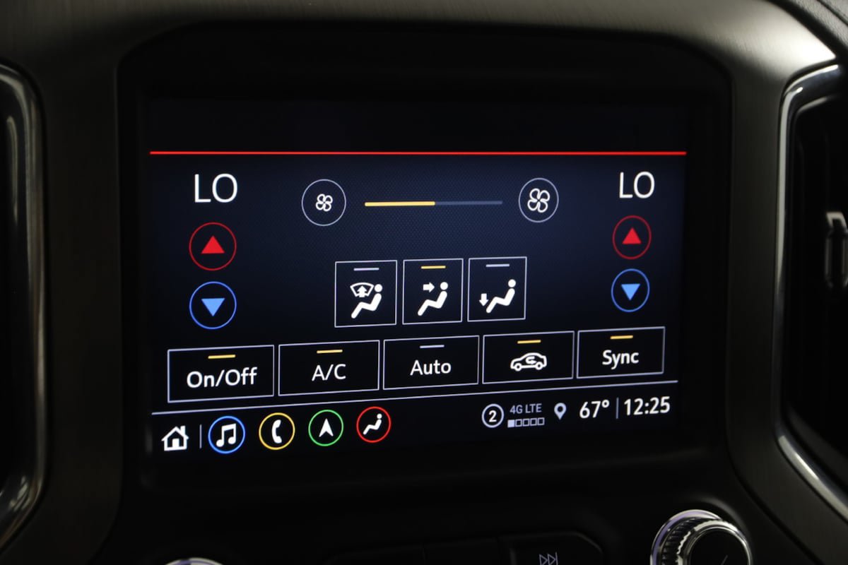 Used 2021 GMC Sierra 1500 Denali AWD/4WD image 32