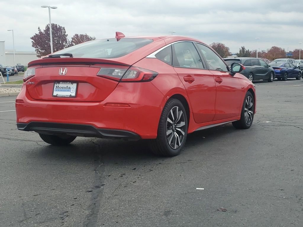 Used 2024 Honda Civic EX-L image 5