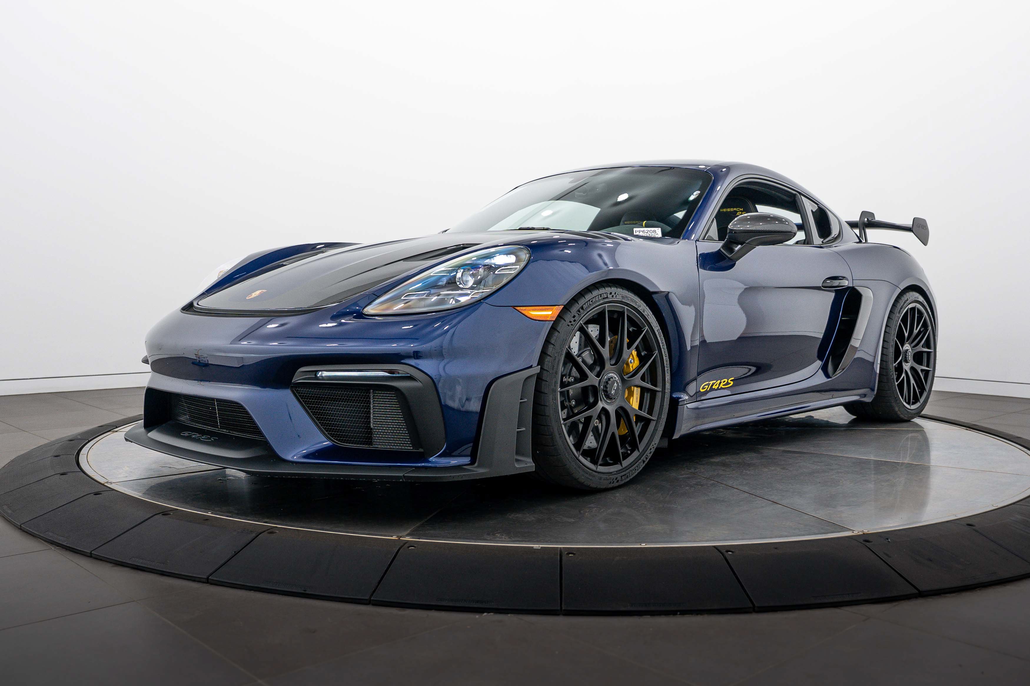 Certified 2025 Porsche 718 Cayman GT4 RS RWD image 1
