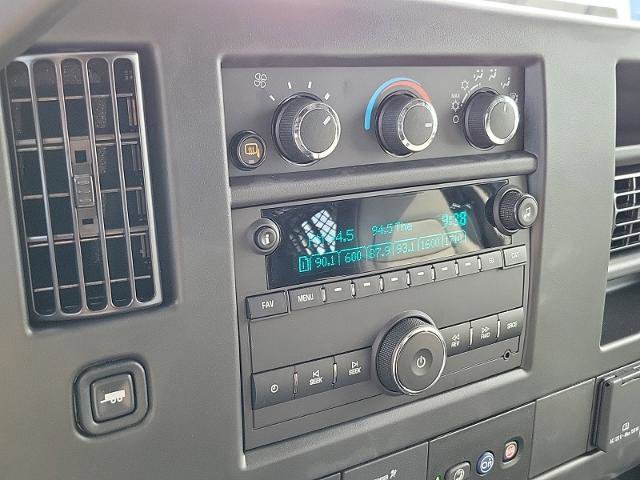 New 2024 Chevrolet Express 2500 w/ Driver Convenience Package image 21