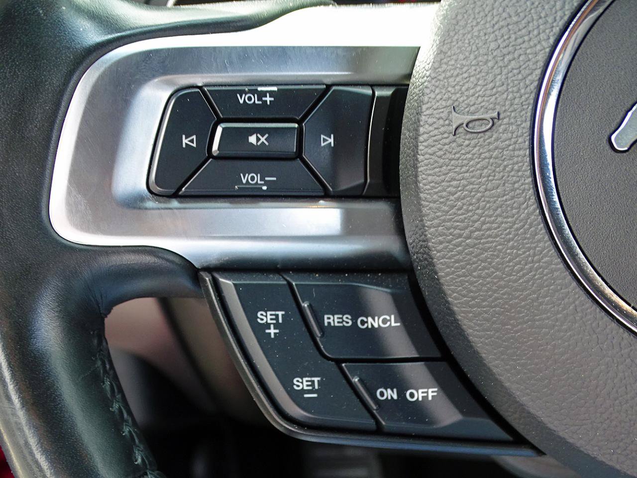 Used 2019 Ford Mustang GT Premium w/ GT Performance Package RWD image 31
