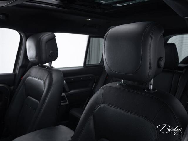 Used 2021 Land Rover Defender 110 X-Dynamic HSE AWD/4WD image 24