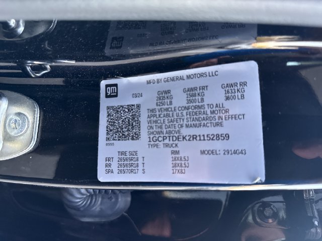 Certified 2024 Chevrolet Colorado Z71 w/ Z71 Convenience Package 2 AWD/4WD image 28