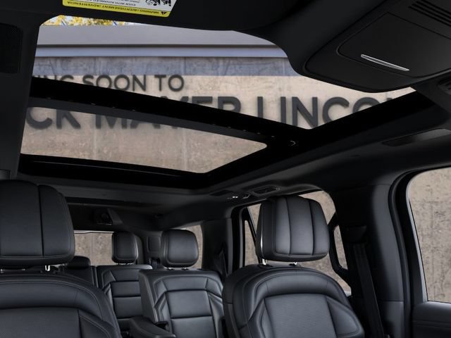 New 2027 Lincoln Navigator Reserve w/ Jet Appearance Package AWD/4WD image 25