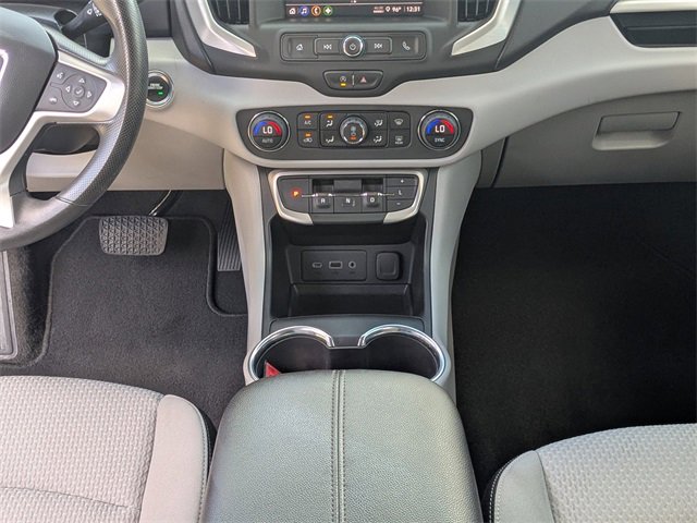 Used 2023 GMC Terrain SLE w/ Driver Convenience Package image 19