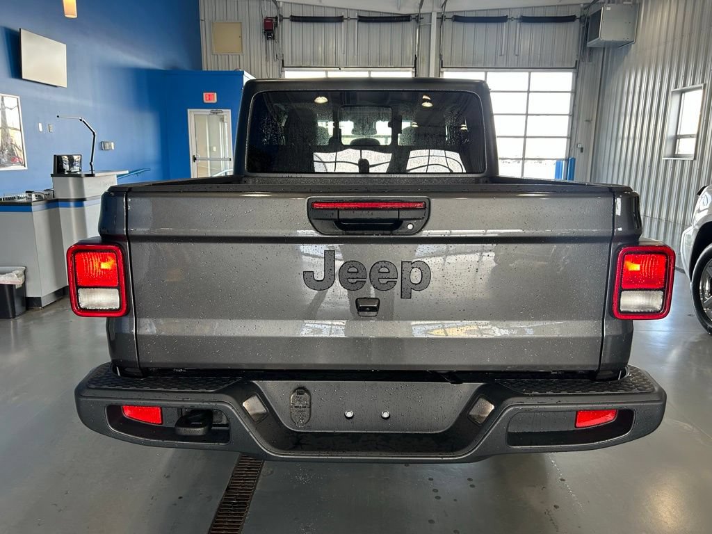New 2025 Jeep Gladiator Sport AWD/4WD image 5