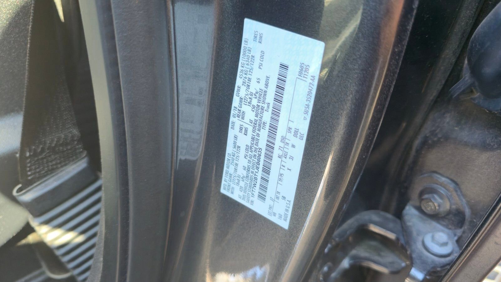 Used 2018 Ford F250 Lariat w/ Lariat Value Package image 11