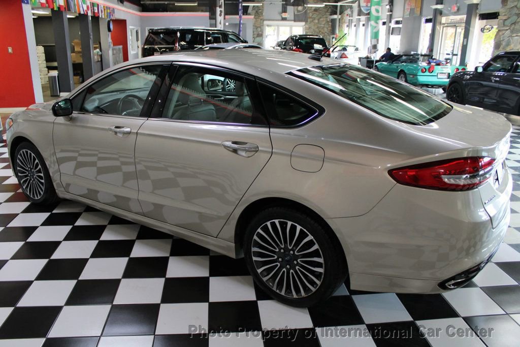 Used 2017 Ford Fusion SE image 8