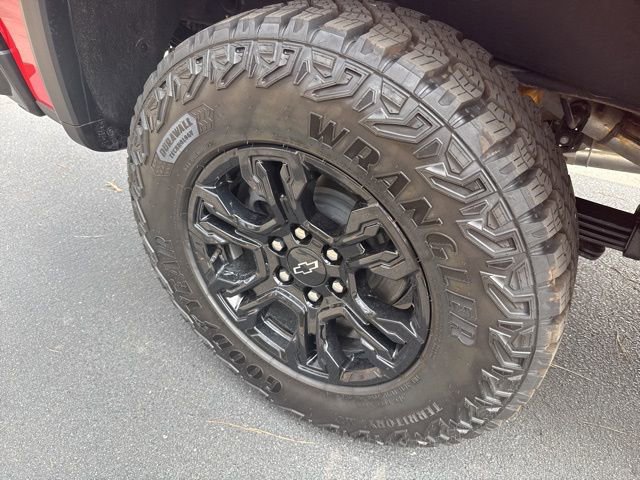 Used 2026 Chevrolet Silverado 1500 ZR2 image 32