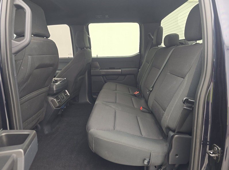 Used 2024 Ford F150 XLT w/ XLT Black Appearance Package AWD/4WD image 10
