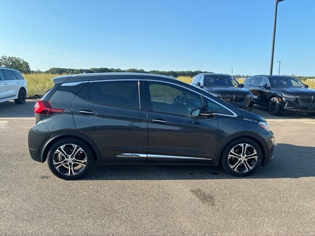 Used 2017 Chevrolet Bolt Premier w/ Driver Confidence II Package FWD image 7
