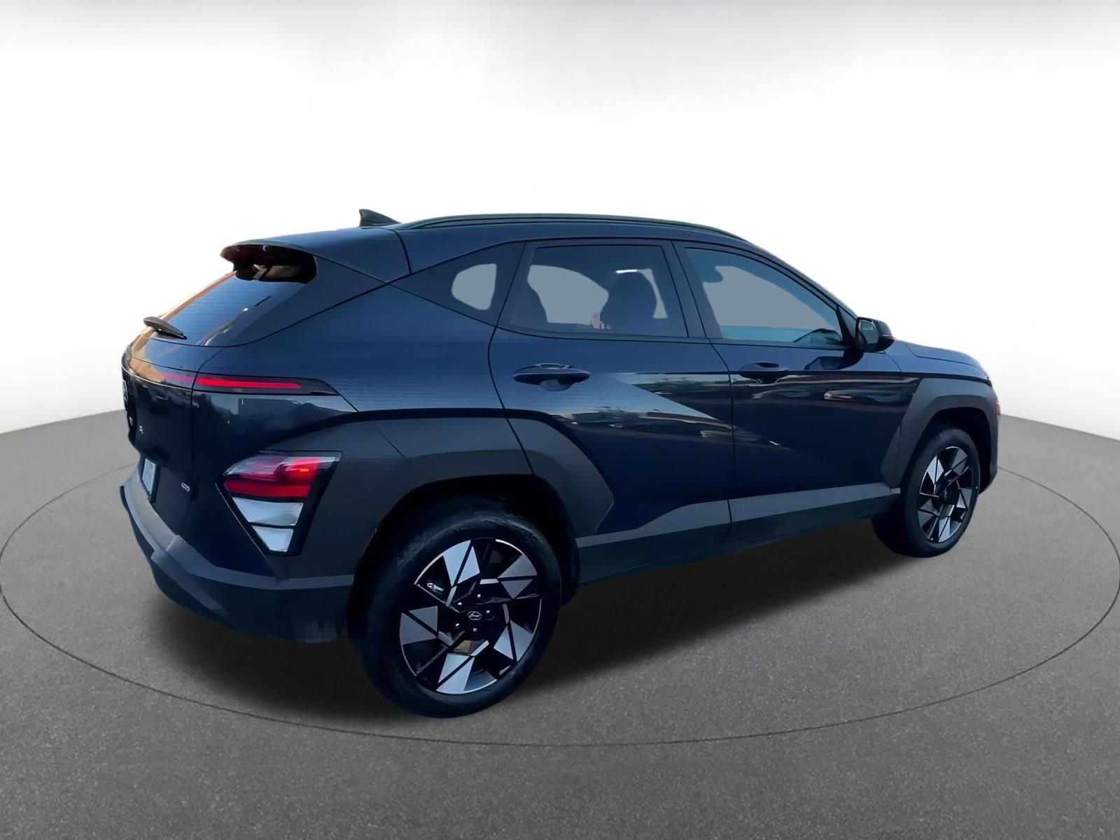Used 2025 Hyundai Kona SEL image 15