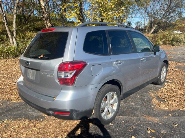 Used 2015 Subaru Forester 2.5i Premium AWD/4WD image 3