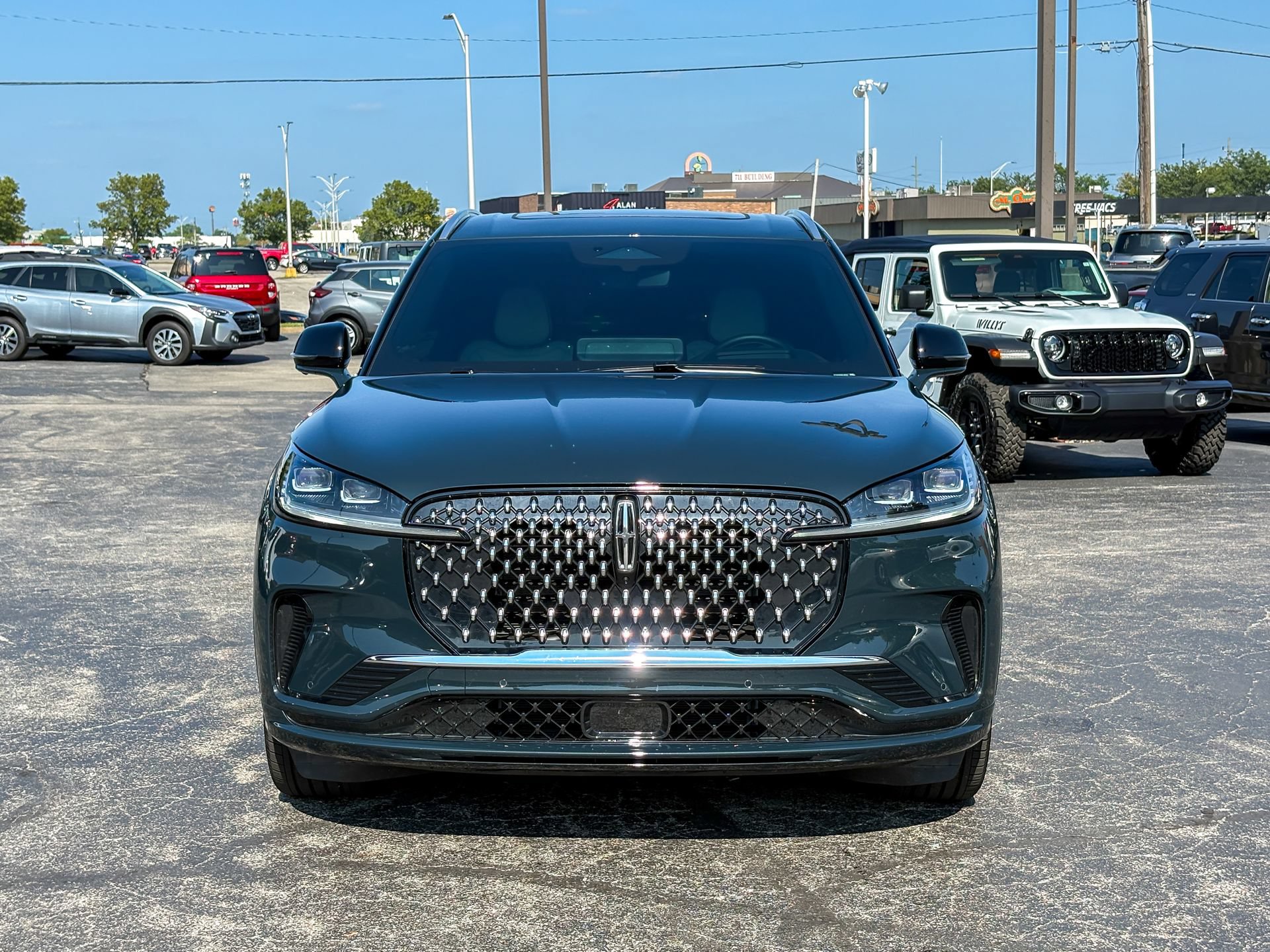 Used 2026 Lincoln Aviator Black Label w/ Dynamic Handling Package AWD/4WD image 3