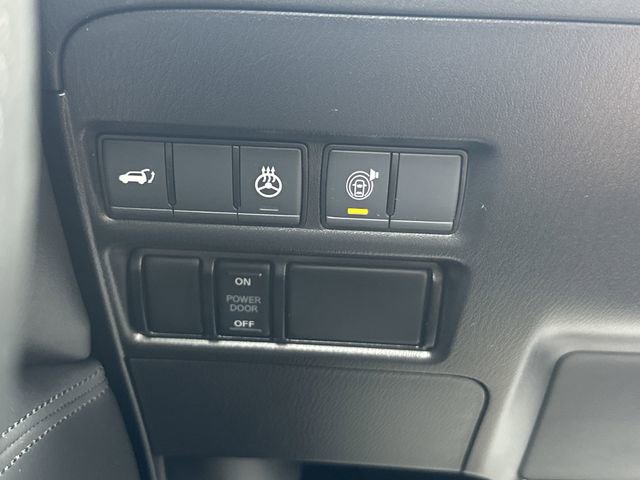 Used 2024 Nissan Armada SL image 27