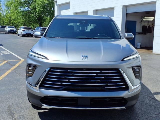 Used 2025 Buick Enclave Preferred image 22