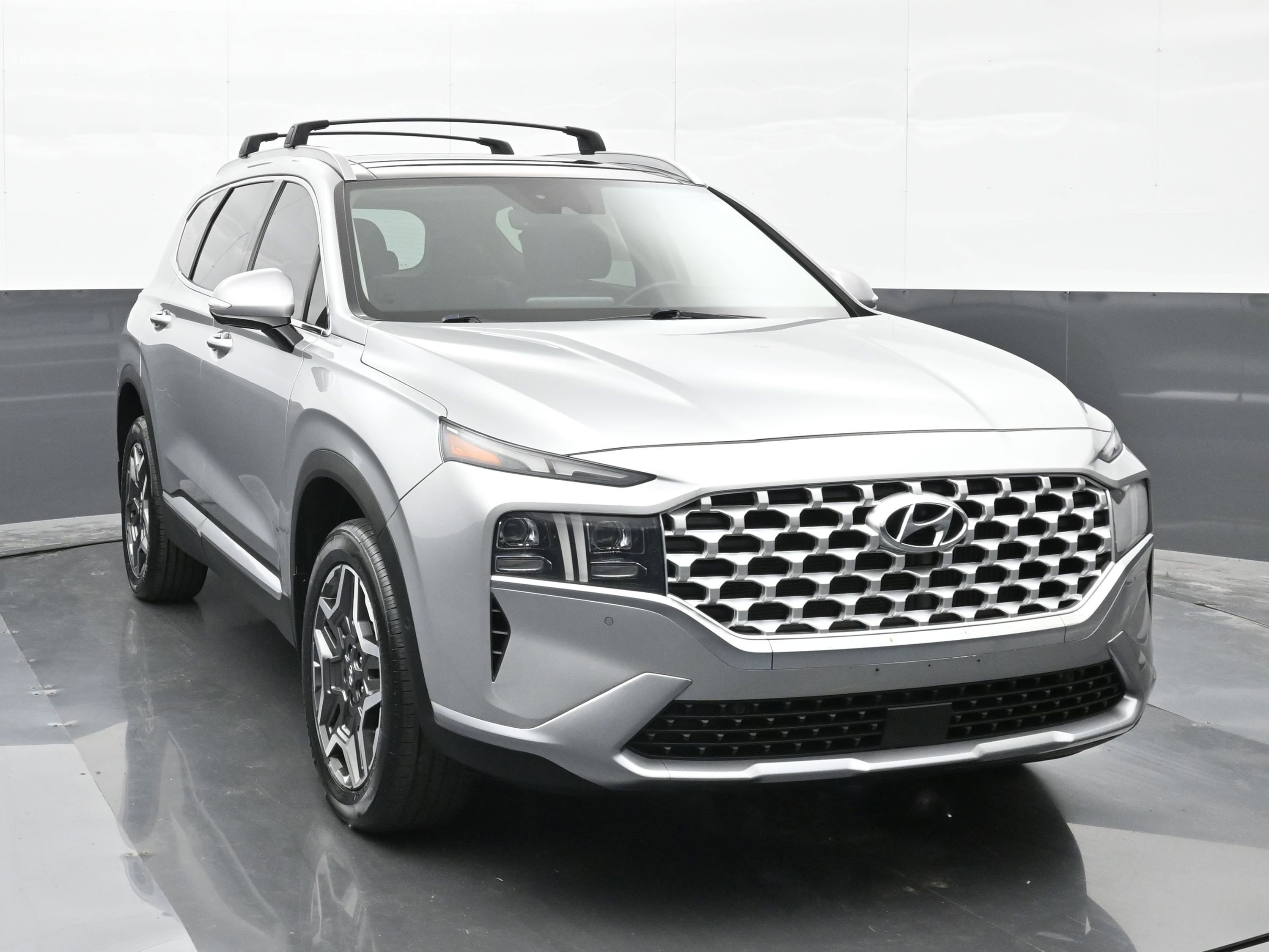 Used 2022 Hyundai Santa Fe Limited image 2