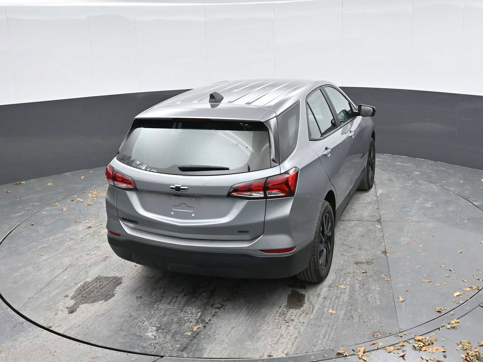 Used 2024 Chevrolet Equinox LS w/ Sport Edition image 31