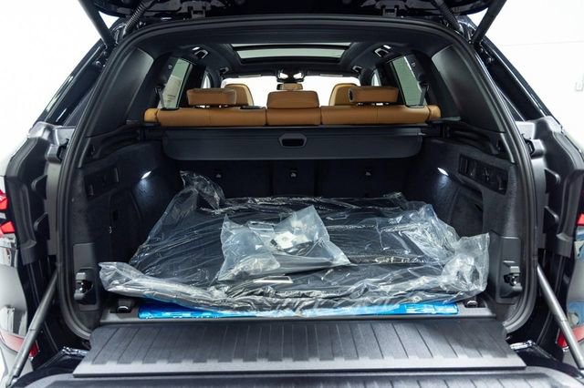 New 2026 BMW X5 xDrive50e image 13