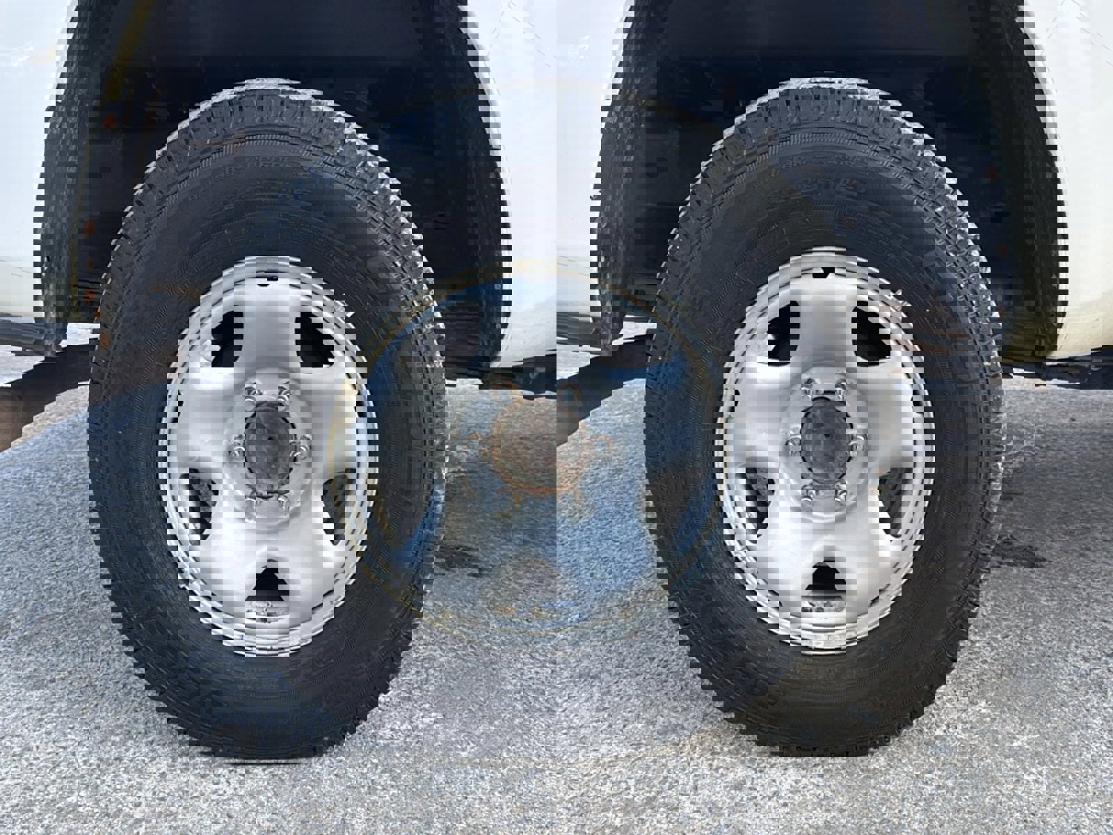 Used 2020 Toyota Tacoma SR image 39