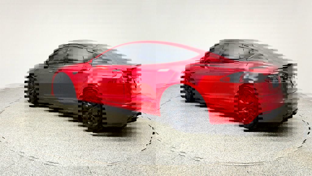 Used 2021 Tesla Model S Plaid image 7