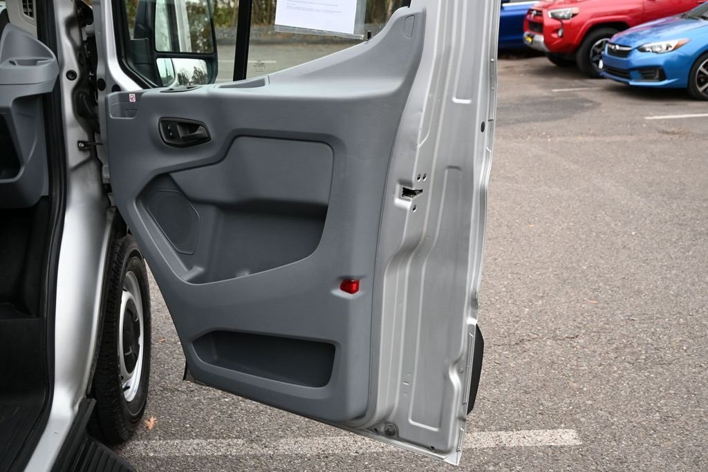 Used 2019 Ford Transit 350 XL image 33