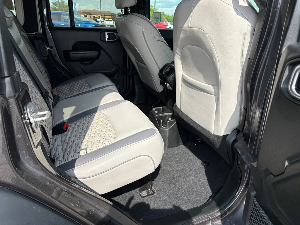 Used 2021 Jeep Wrangler Unlimited Sport AWD/4WD image 12