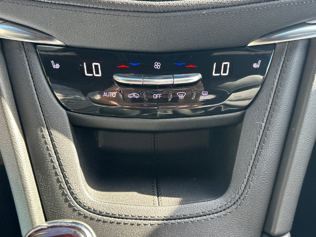 Used 2023 Cadillac XT5 Luxury AWD/4WD image 36