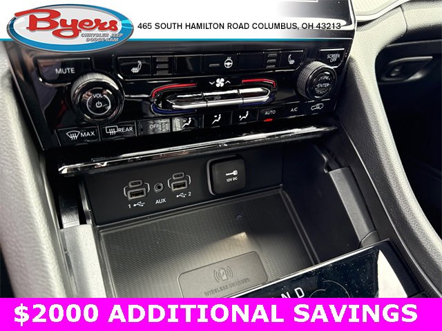 New 2025 Jeep Grand Cherokee Altitude image 23