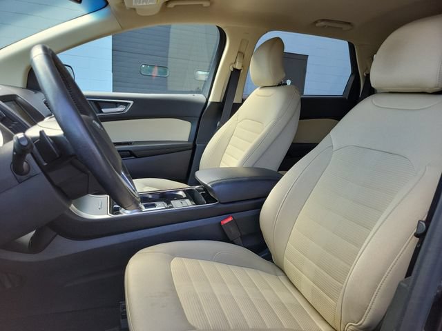 Used 2019 Ford Edge SEL AWD/4WD image 6