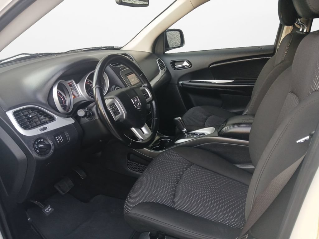 Used 2020 Dodge Journey SE w/ SE Popular Equipment Group FWD image 19