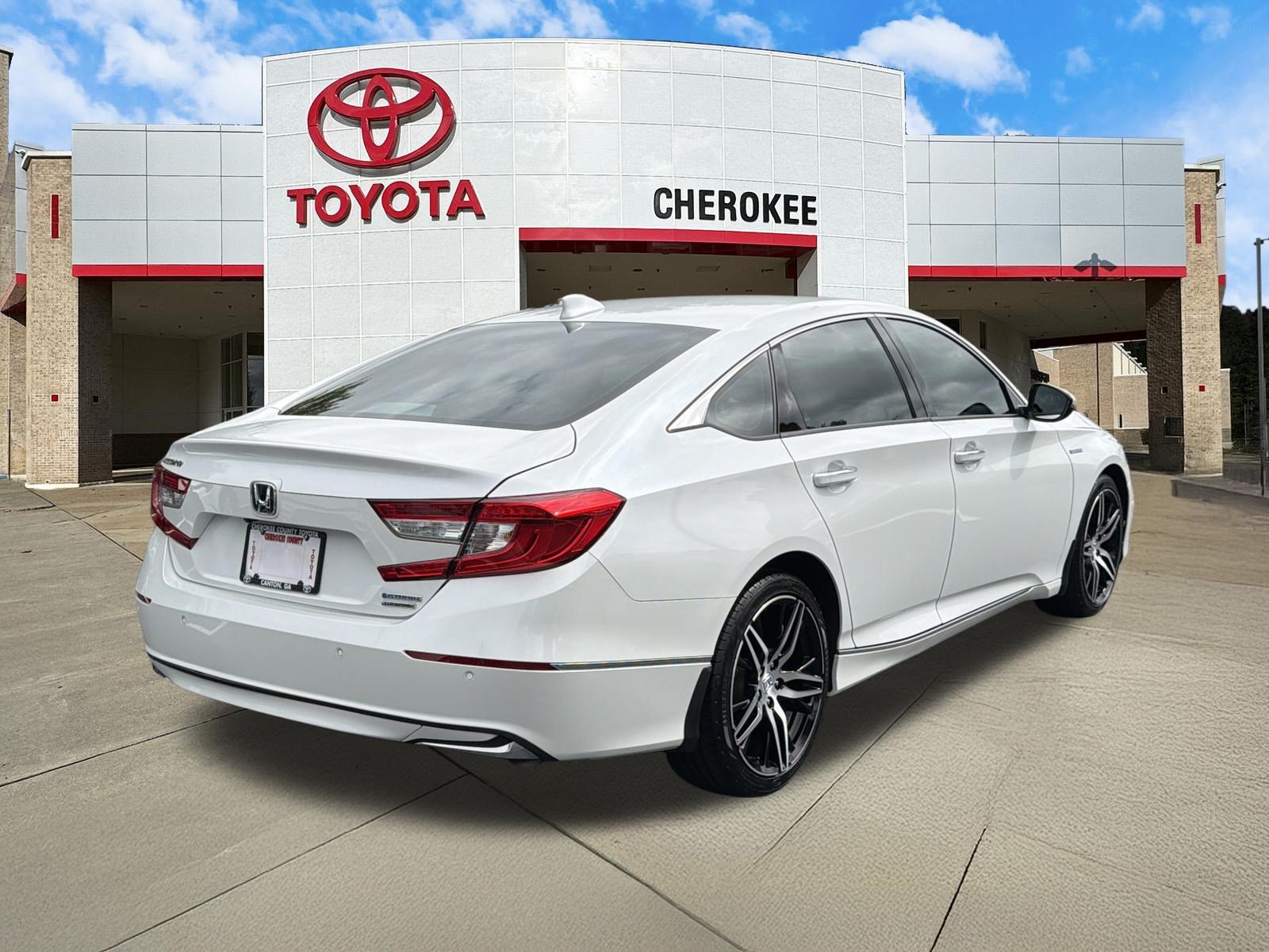 Used 2022 Honda Accord Touring image 5