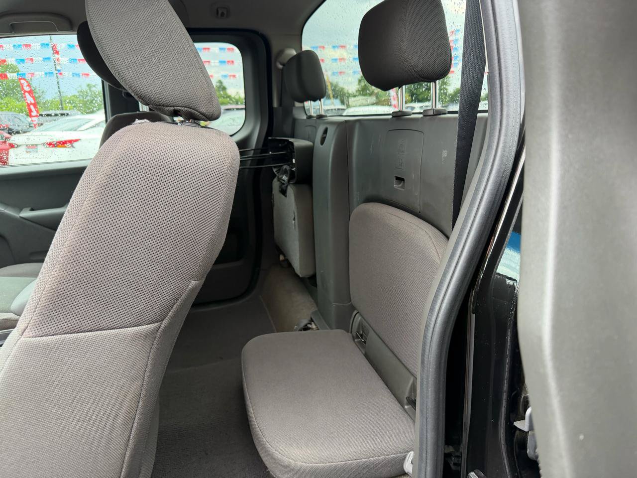 Used 2015 Nissan Frontier S RWD image 16