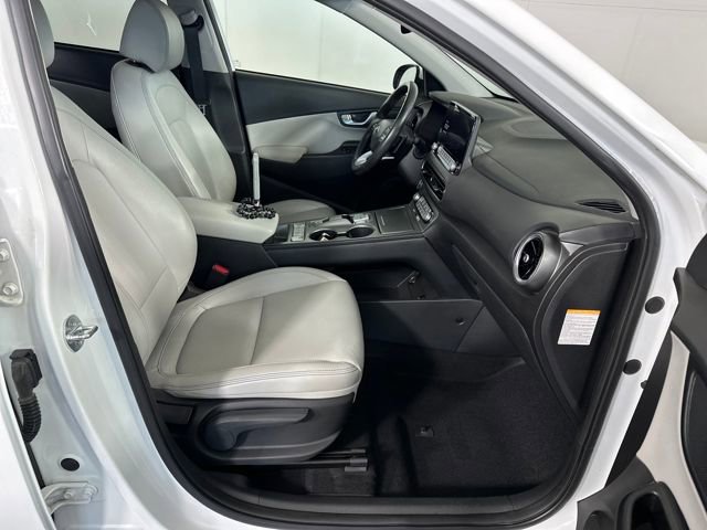 Used 2022 Hyundai Kona Limited image 28