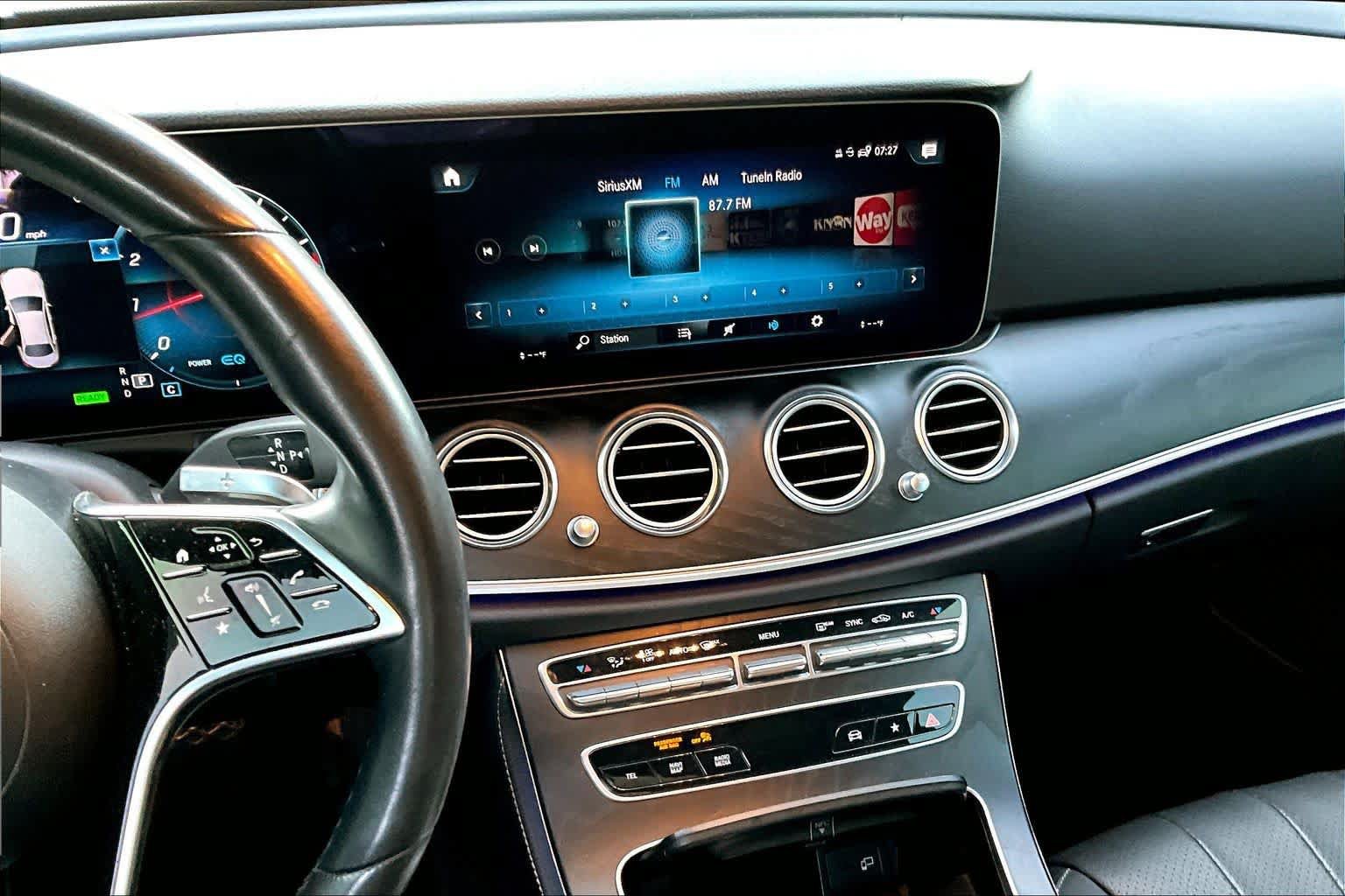 Used 2022 Mercedes-Benz E 450 4MATIC Sedan image 7