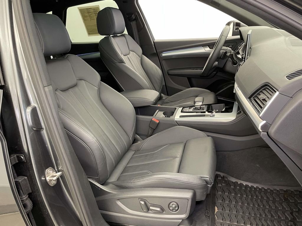 Certified 2025 Audi Q5 2.0T Premium Plus w/ Premium Plus Package image 23