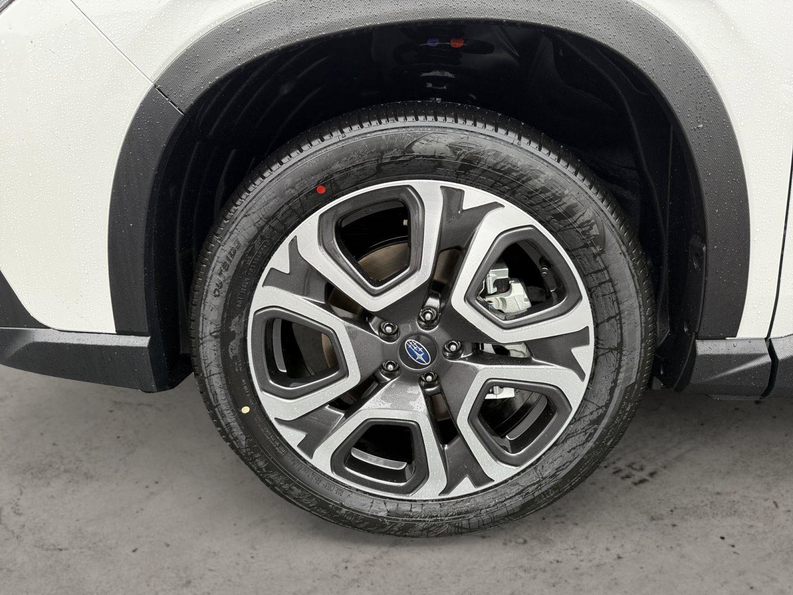 New 2025 Subaru Ascent Touring image 14