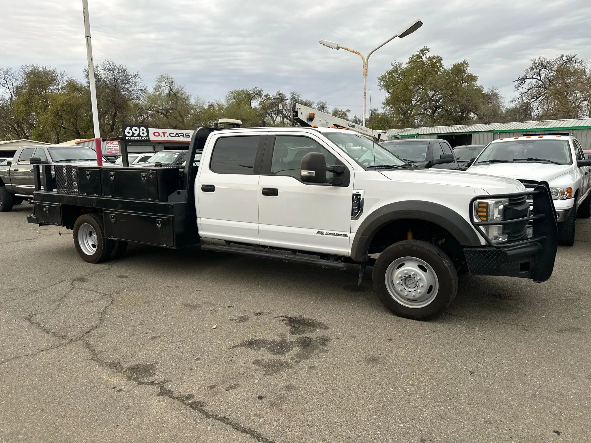 Used 2019 Ford F450 XL w/ Power Equipment Group image 2