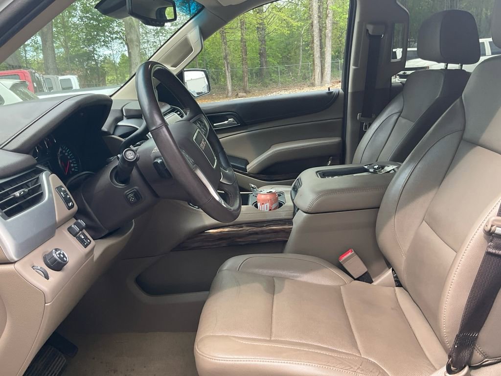 Used 2017 GMC Yukon XL SLT w/ Open Road Package image 16