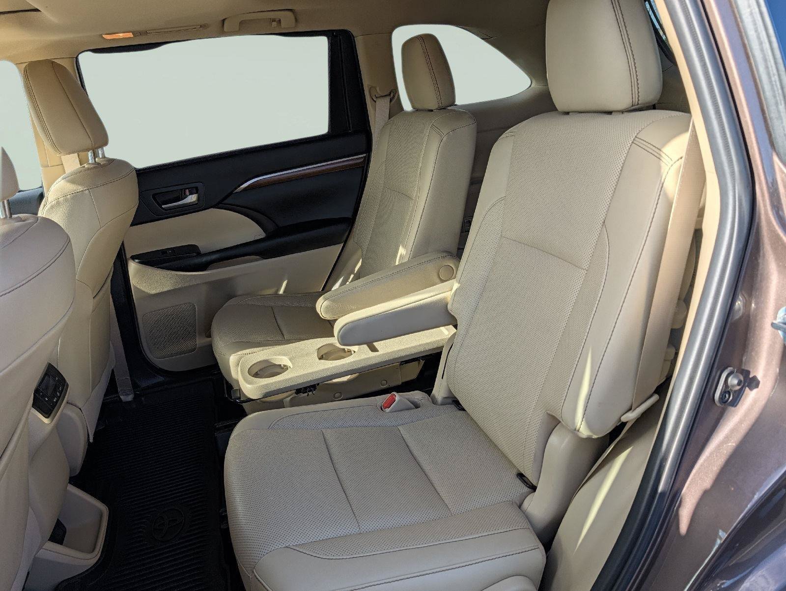 Used 2019 Toyota Highlander Limited AWD/4WD image 20