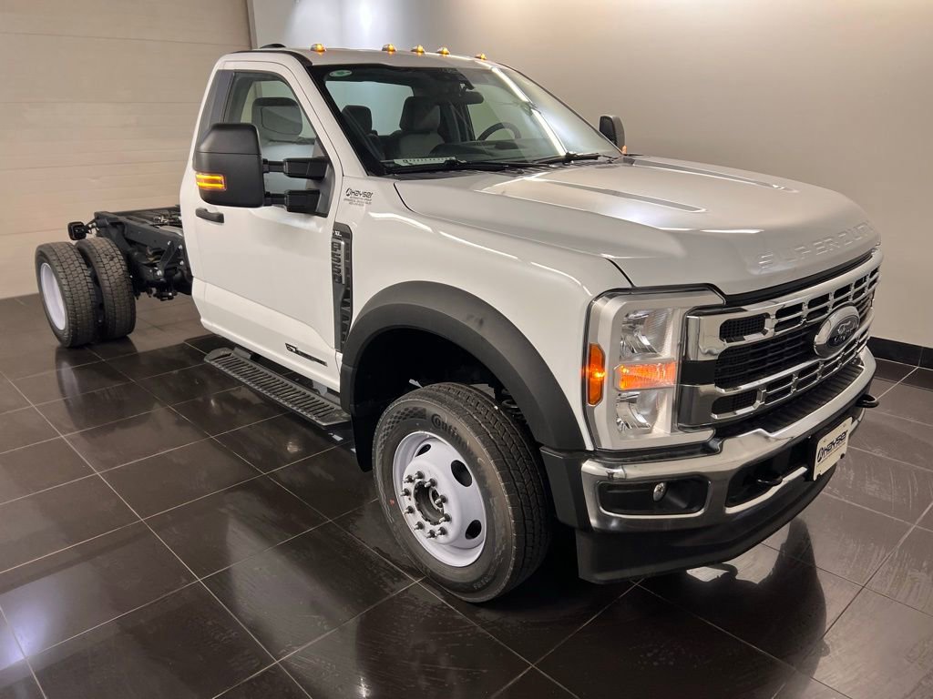 New 2025 Ford F550 4x4 Regular Cab Super Duty video 1