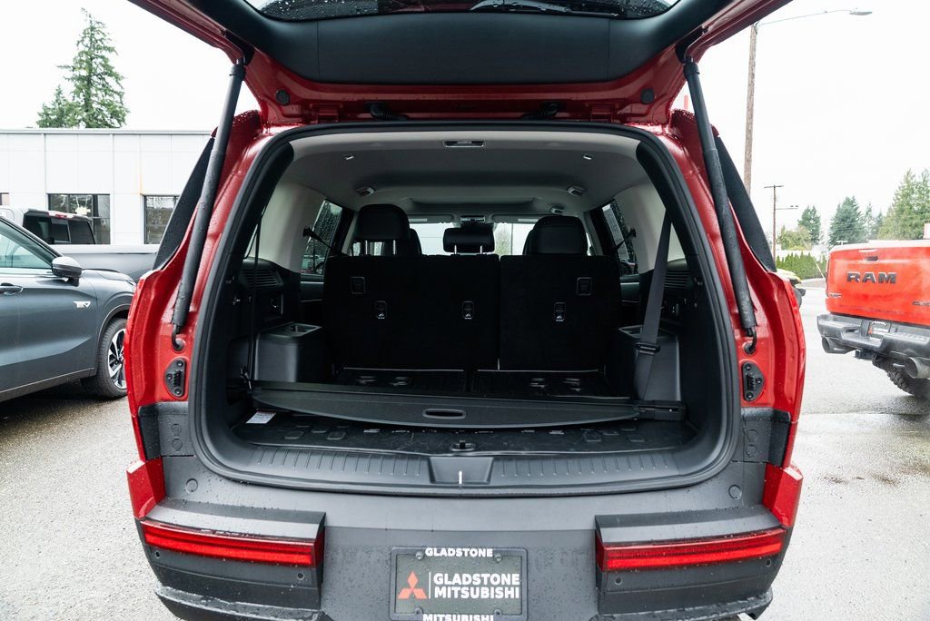 Used 2025 Hyundai Santa Fe XRT image 7