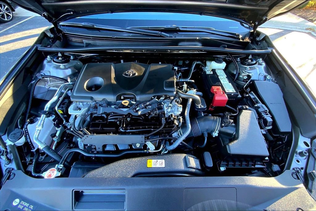 Used 2023 Toyota Camry SE image 11
