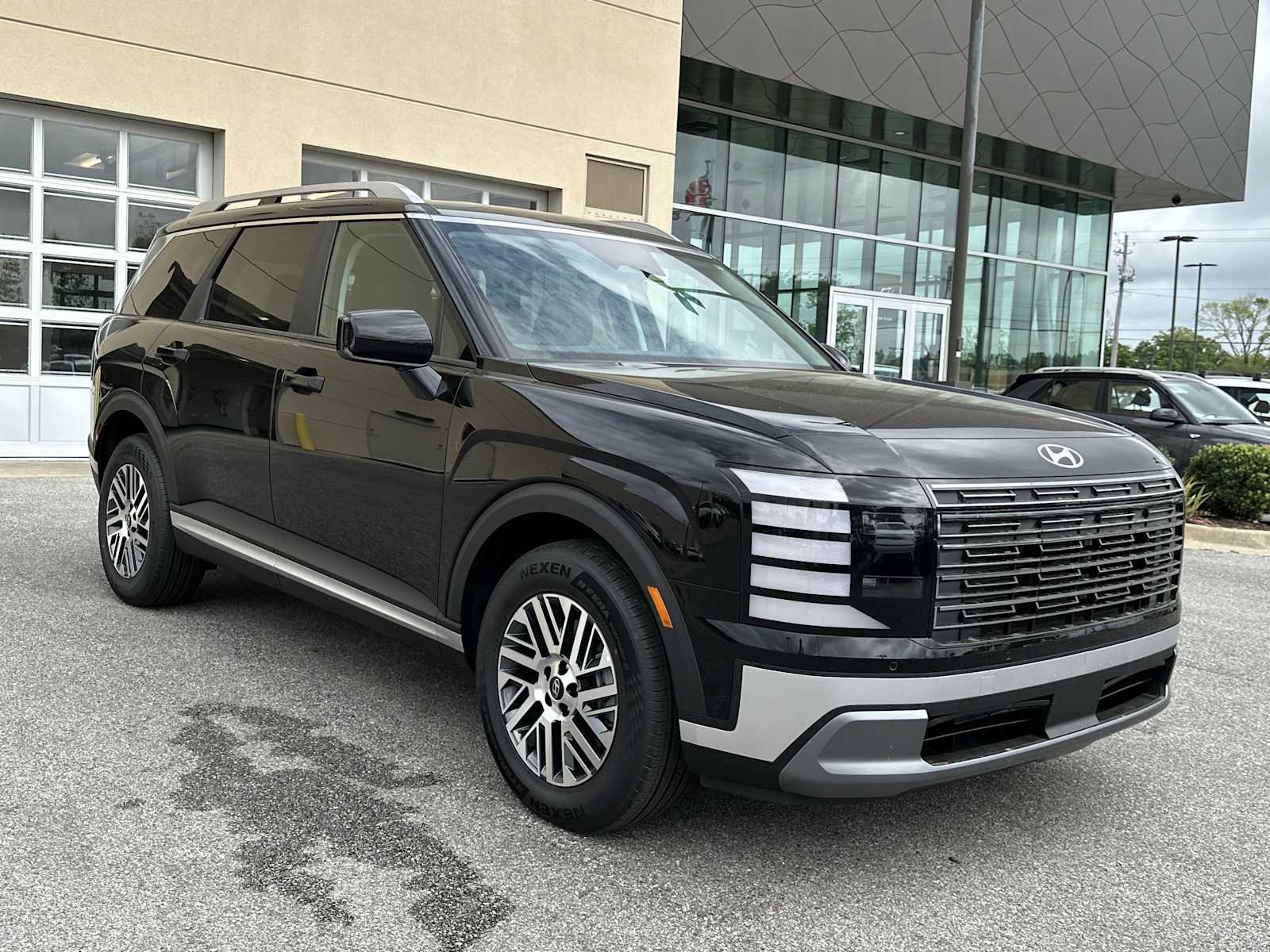 New 2026 Hyundai Palisade SEL image 2
