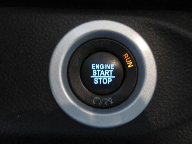 Used 2018 RAM 1500 Laramie image 26