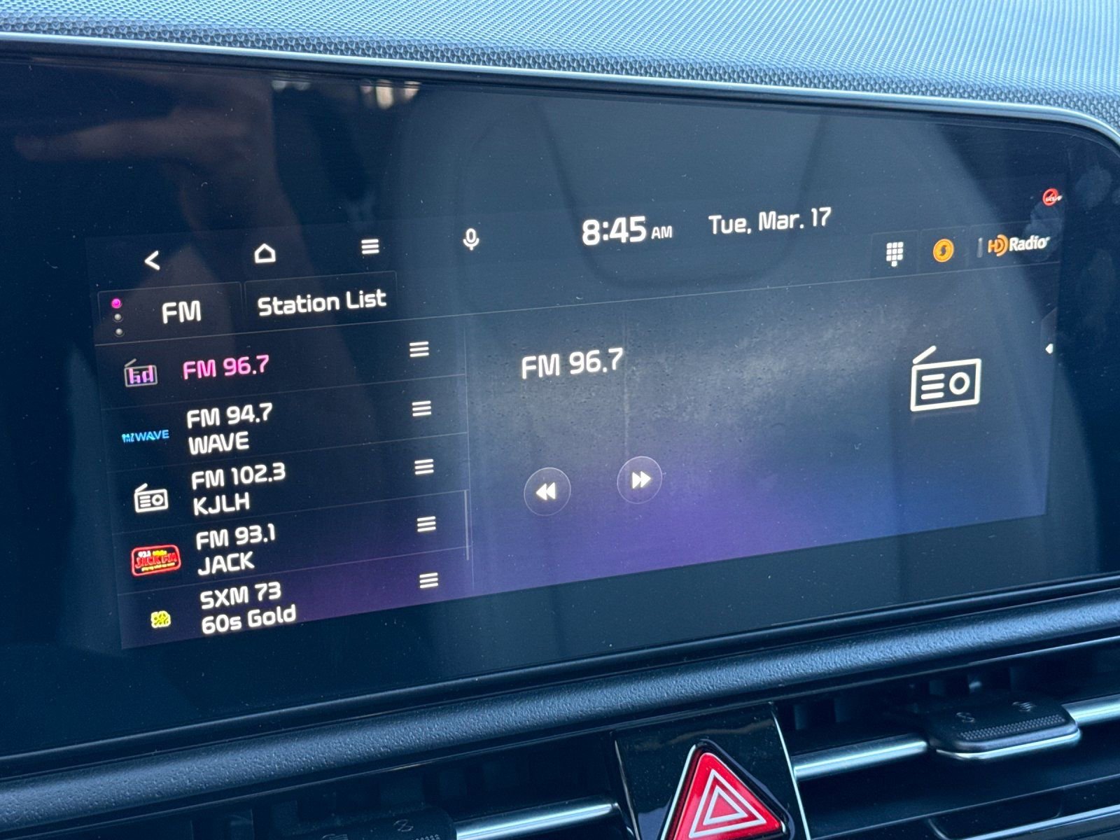 Used 2025 Kia Niro EX Touring image 17